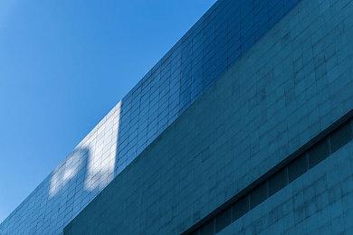 哥特风吸血鬼生存游戏《夜族崛起》宣布将于5月8日与《恶魔城》展开联动